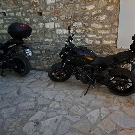 בורש Apartments Vila Emiliano מראה חיצוני תמונה