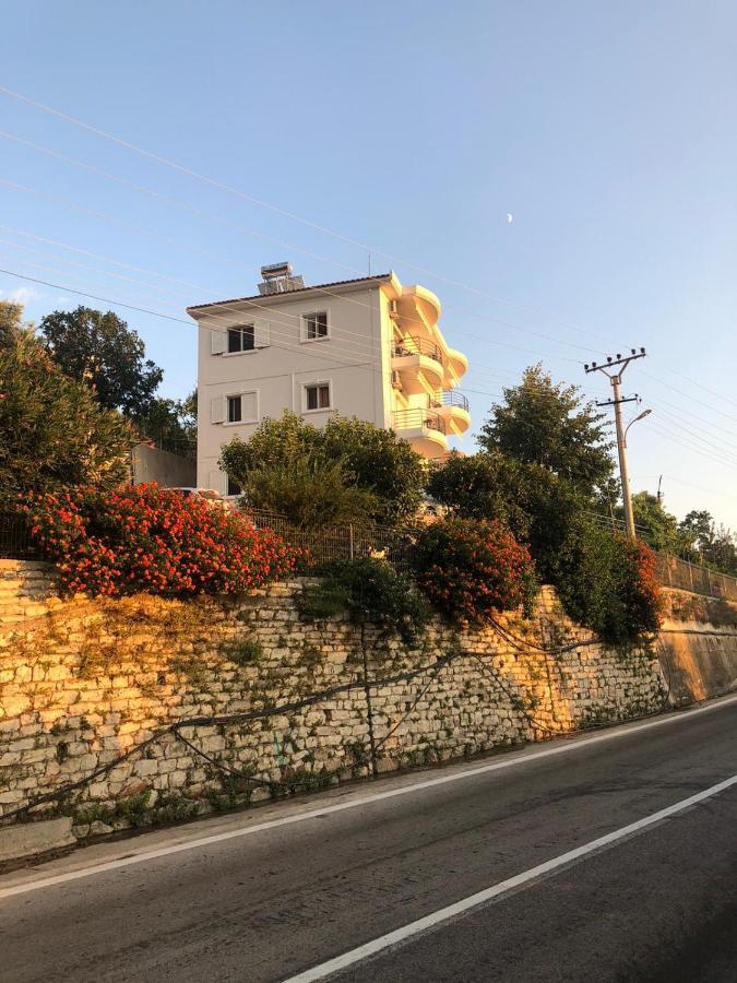 בורש Apartments Vila Emiliano מראה חיצוני תמונה