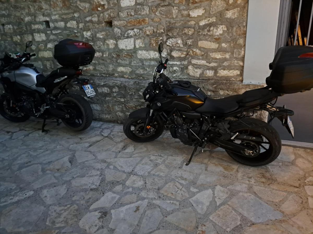 בורש Apartments Vila Emiliano מראה חיצוני תמונה