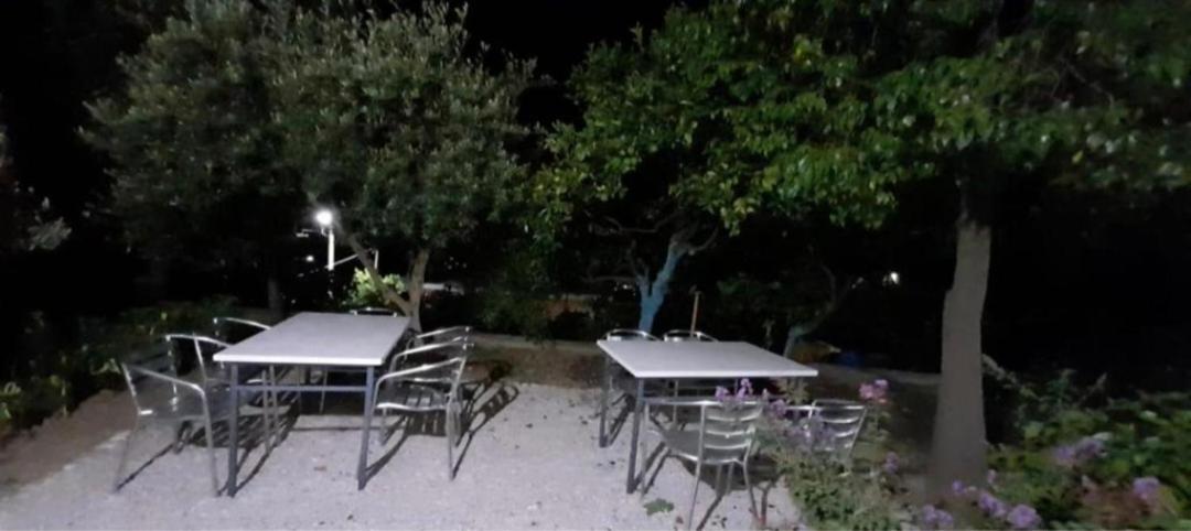 בורש Apartments Vila Emiliano מראה חיצוני תמונה