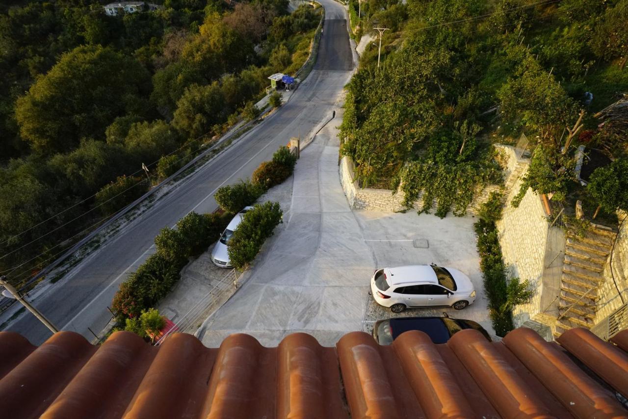 בורש Apartments Vila Emiliano מראה חיצוני תמונה